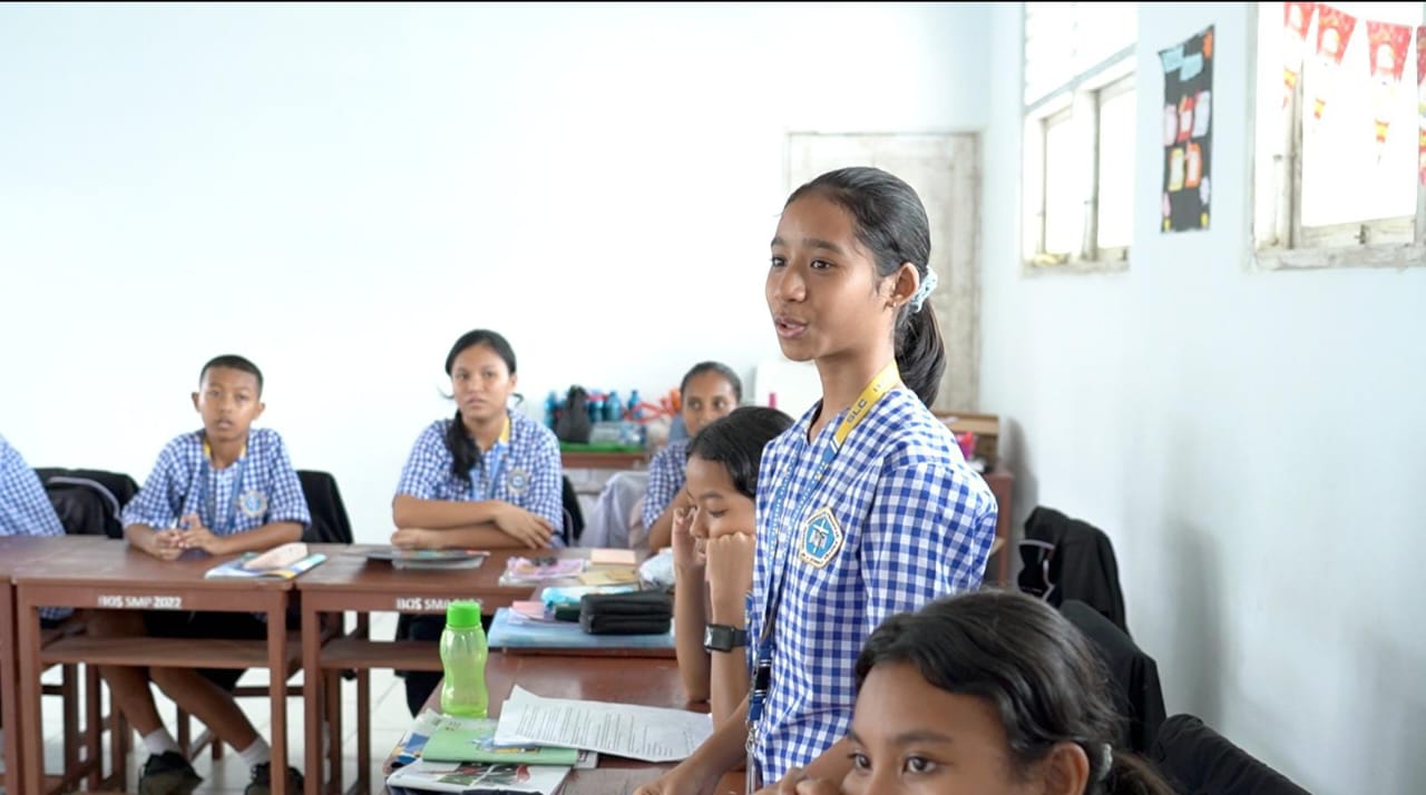 Kegiatan Belajar SMP Rehoboth